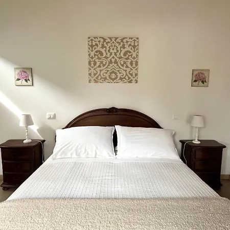 Acero Rosso Homestay *