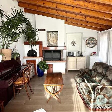 Homestay Acero Rosso Fontane (Treviso)